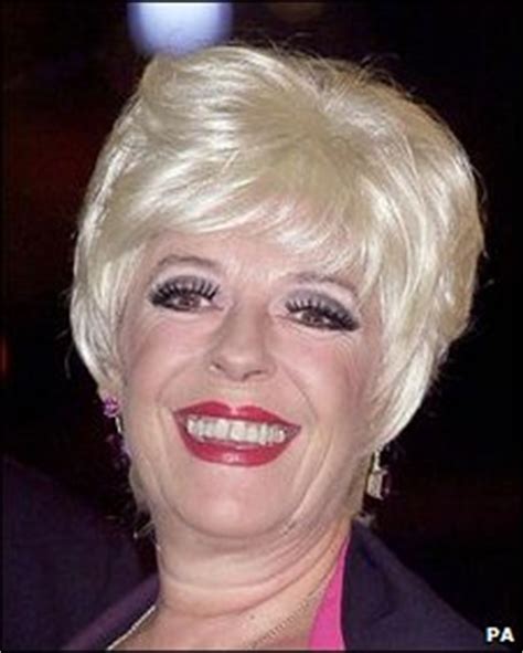 where does julie goodyear live.